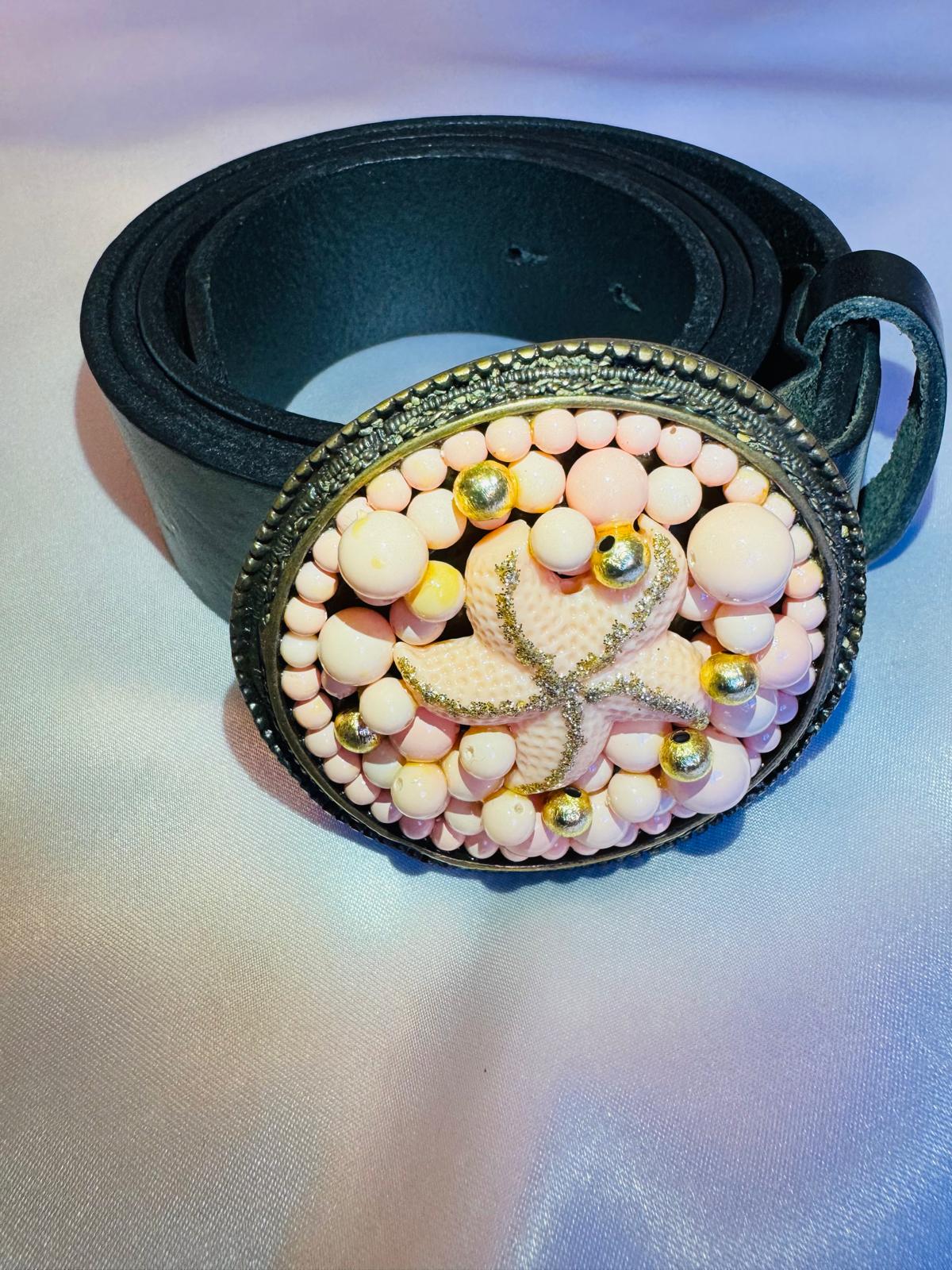 Leather belt, metal buckle, with shell and nuggets