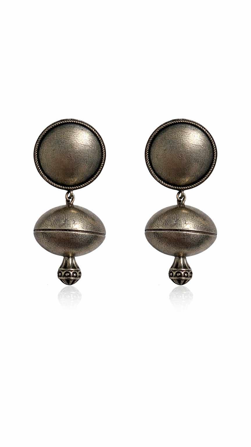 Boucles d'oreilles pendantes en métal argenté antique