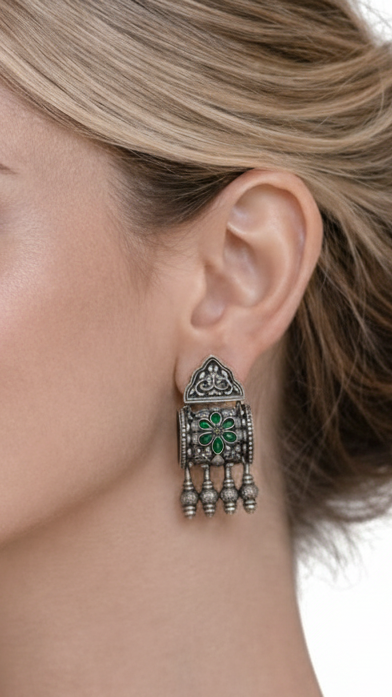 Boucles d'oreilles en argent allemand de style antique