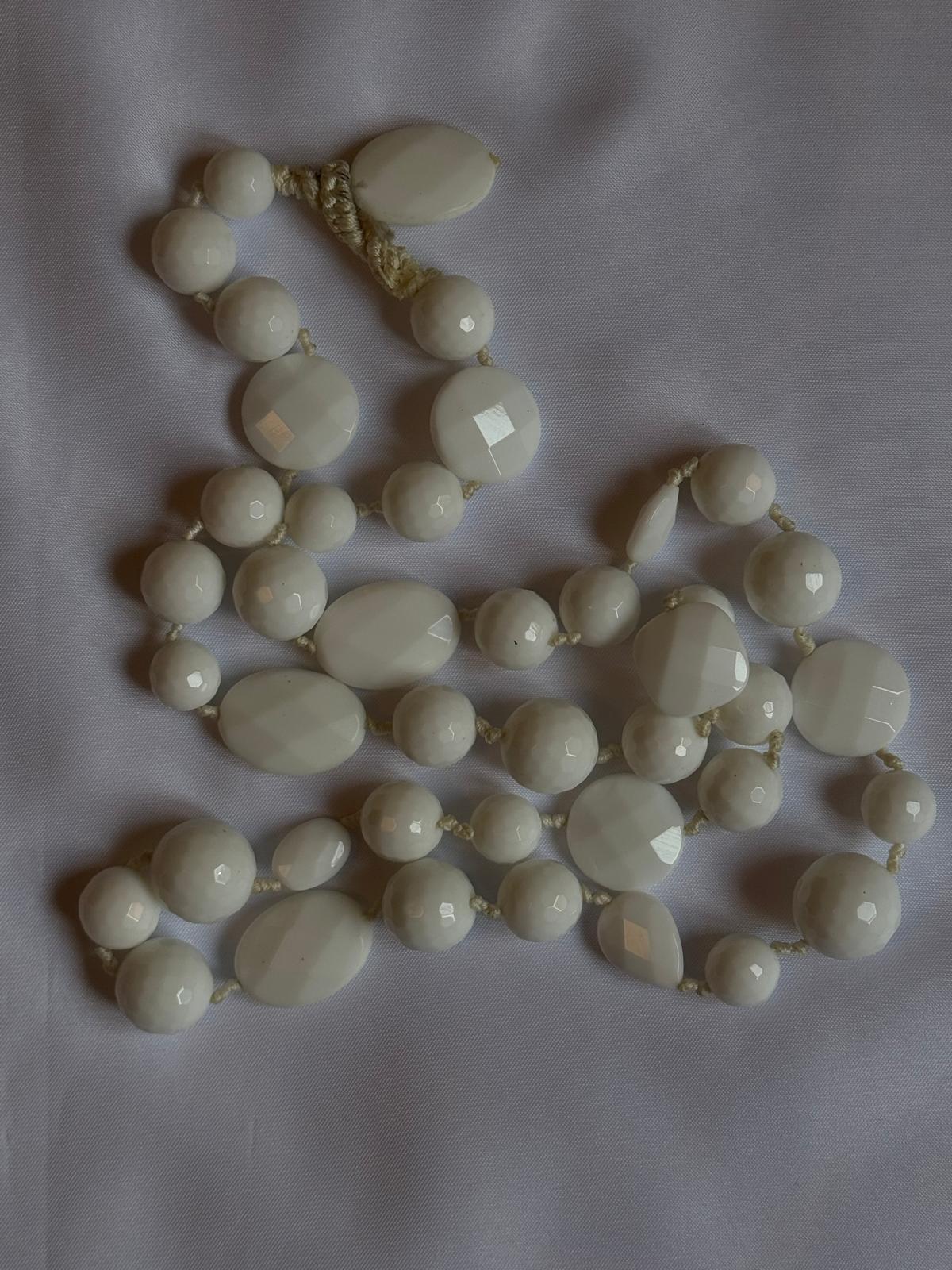 Collana di agata bianca