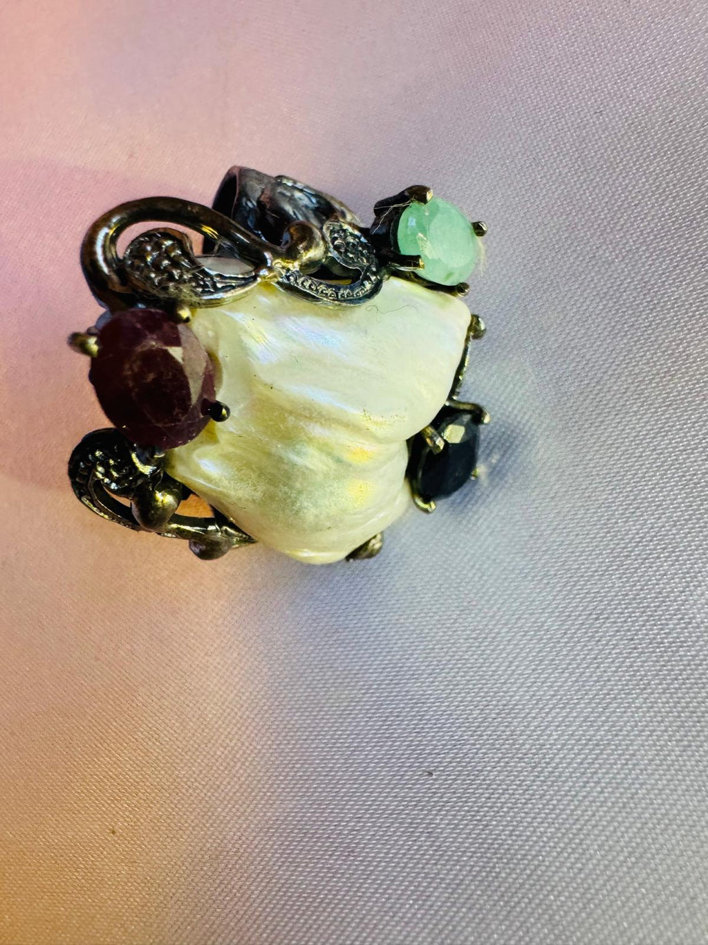 Royal Detailed River Pearl Ring